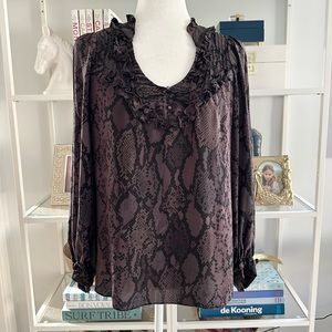 Rebecca Taylor 100% silk deep purple snakeskin blouse w/ ruffles size 4 NWOT